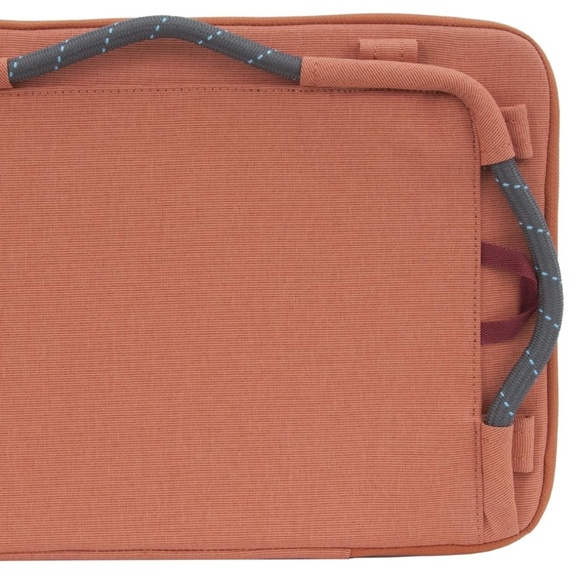 STM Stash for Ipad and Tablet Case - Picture 3 of 7